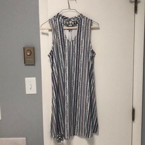 patterned sleeveless high neck dress